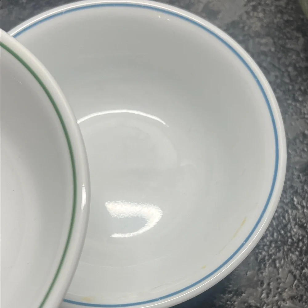 Set of 4 White Corelle SPRING MEADOW cereal bowls with Green and Blue Trim. 6”
